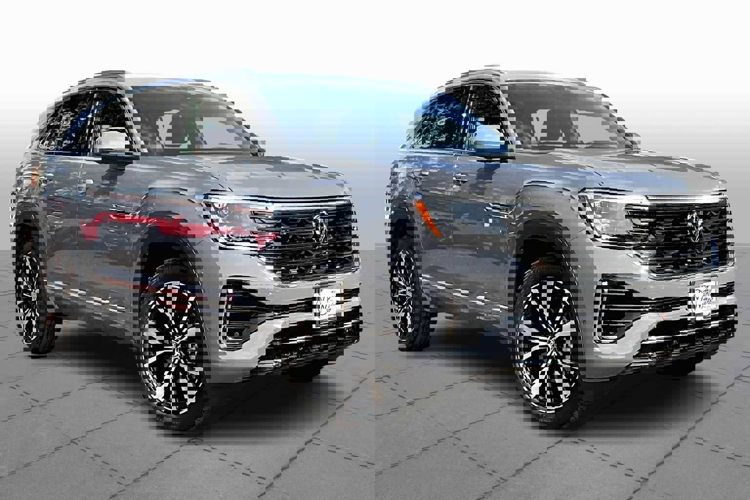 New 2026 Volkswagen Atlas Cross Sport SEL Premium R-Line image 2