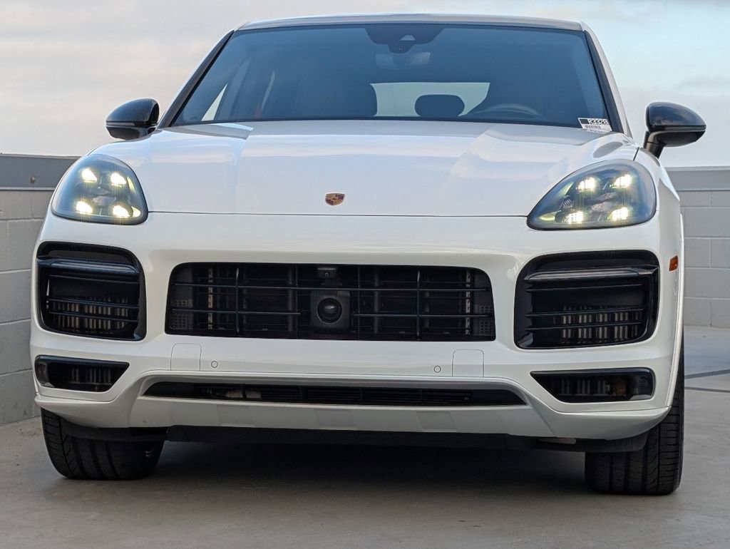 Certified 2022 Porsche Cayenne GTS image 8