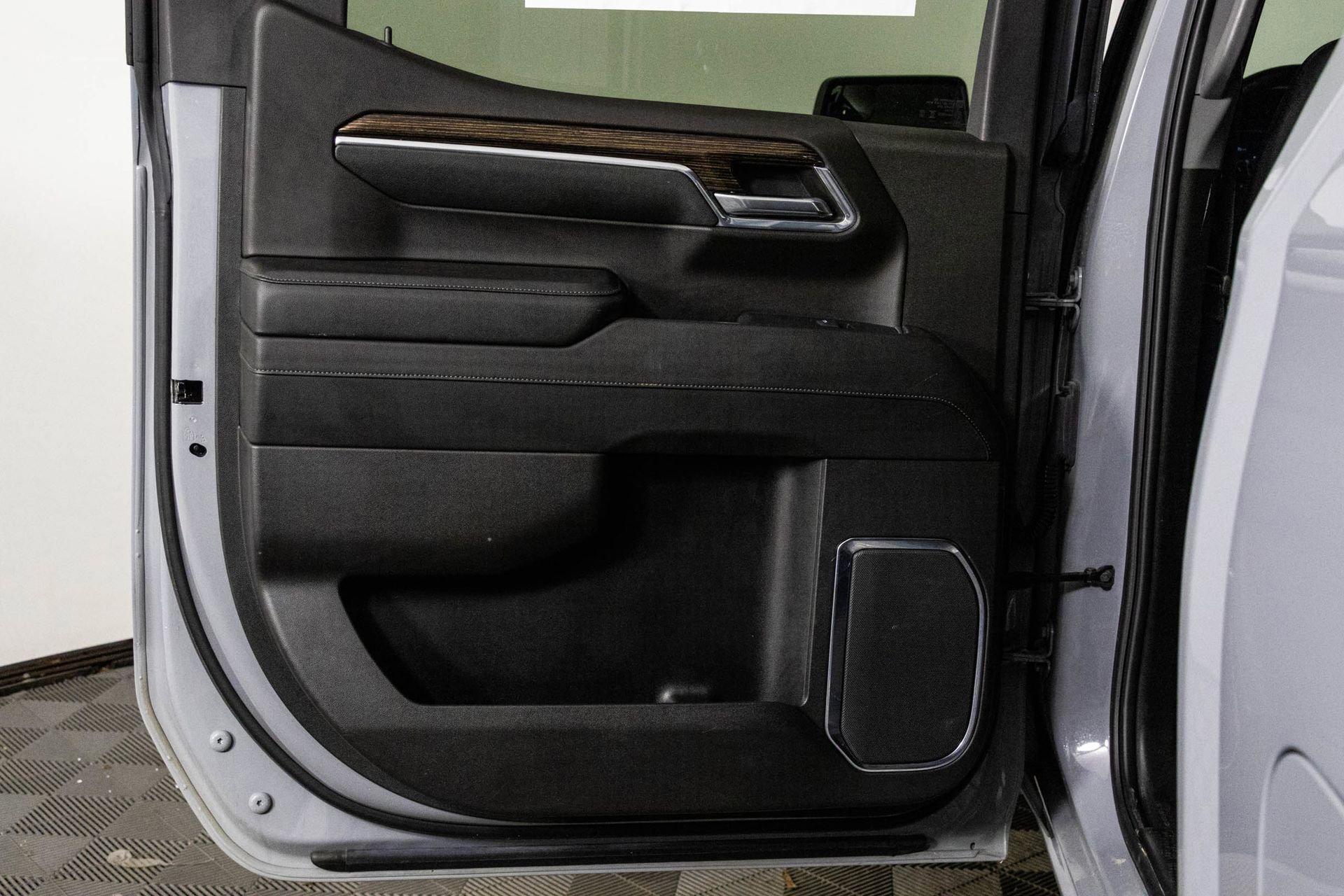 Certified 2024 GMC Sierra 1500 Elevation image 34