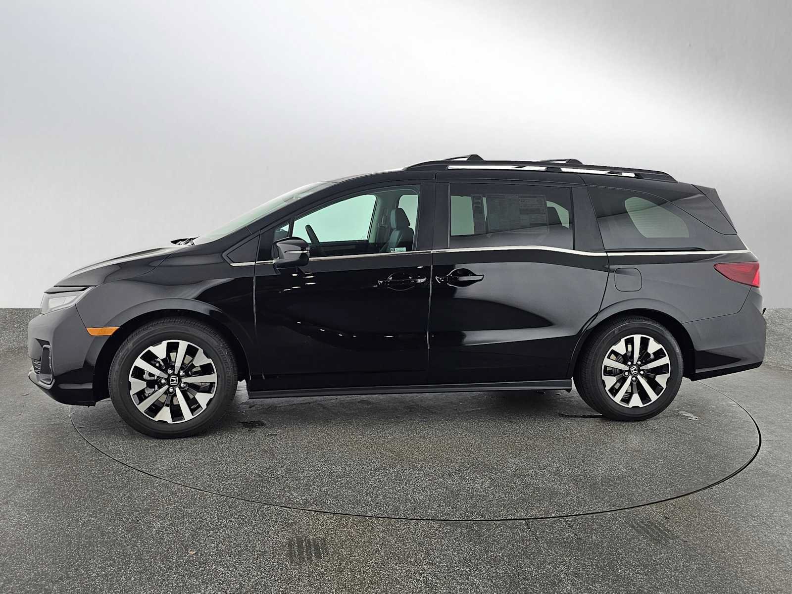 New 2026 Honda Odyssey EX-L image 6