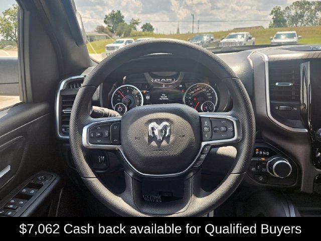 New 2026 RAM 1500 Express AWD/4WD image 14