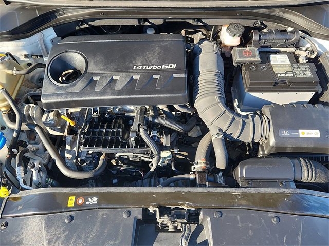 Used 2018 Hyundai Elantra ECO image 16