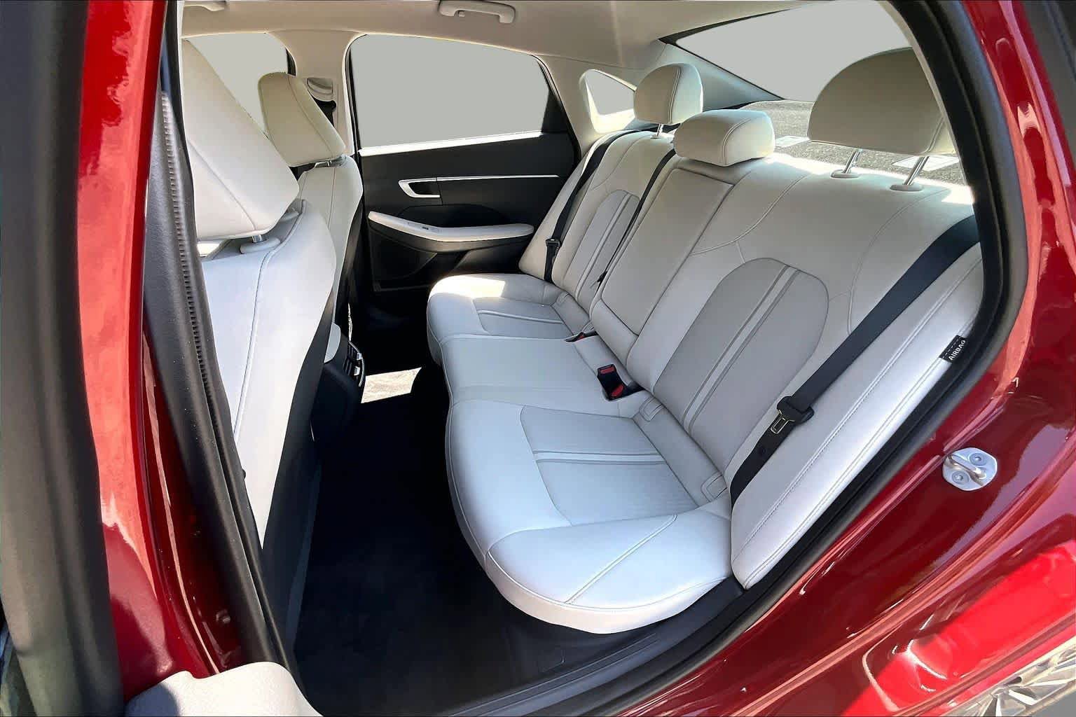 Used 2025 Hyundai Sonata SEL FWD image 20