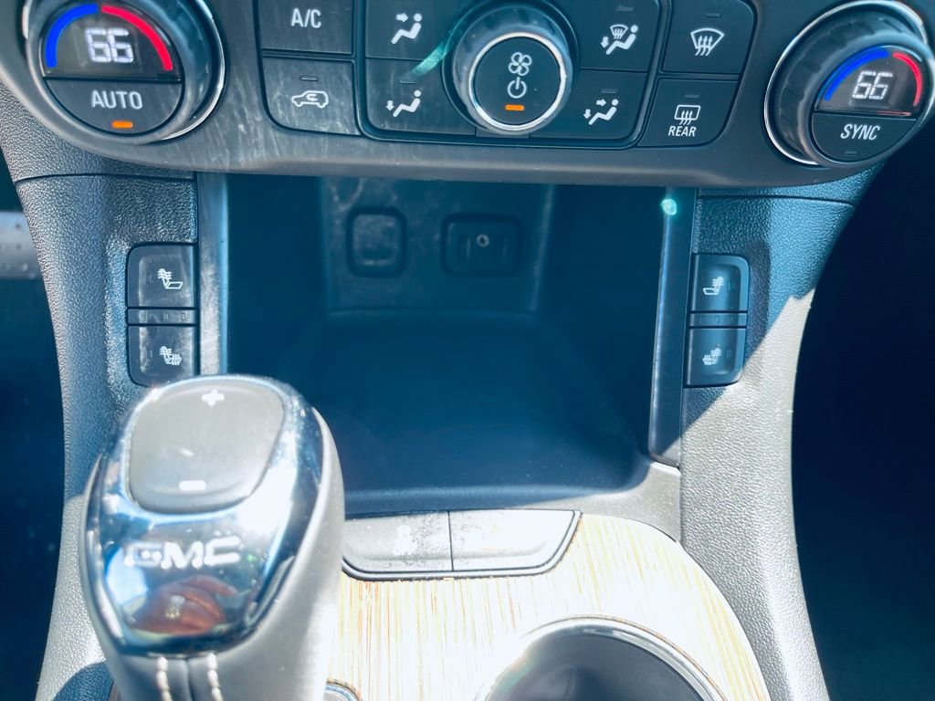 Used 2017 GMC Acadia SLE w/ Driver Alert Package I AWD/4WD image 15