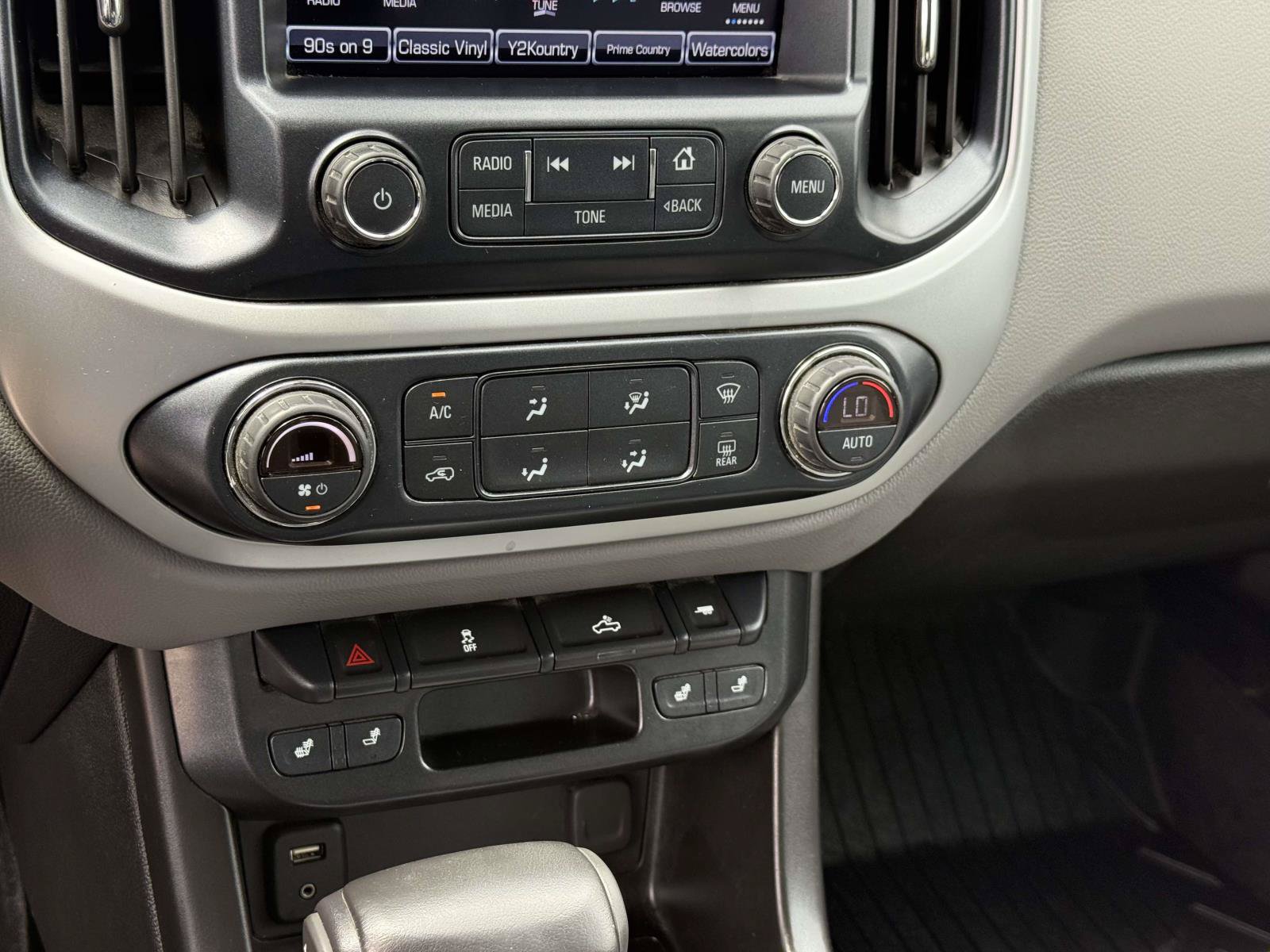 Used 2018 Chevrolet Colorado LT w/ Luxury Package, Chrome AWD/4WD image 7