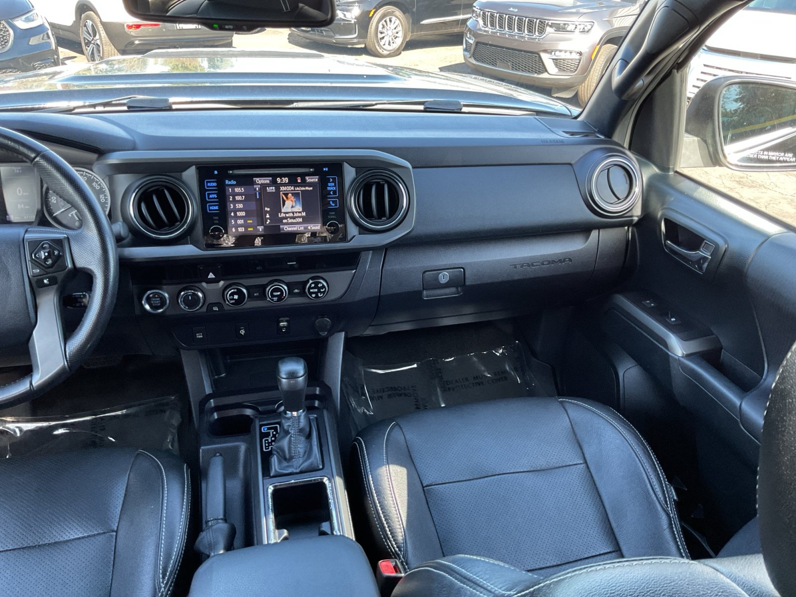 Used 2016 Toyota Tacoma TRD Sport AWD/4WD image 16