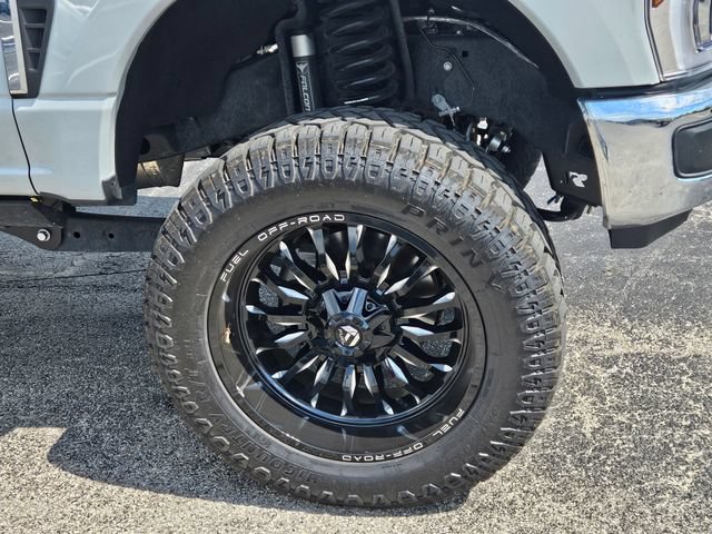 Used 2026 Ford F250 Lariat w/ FX4 Off-Road Package AWD/4WD image 3