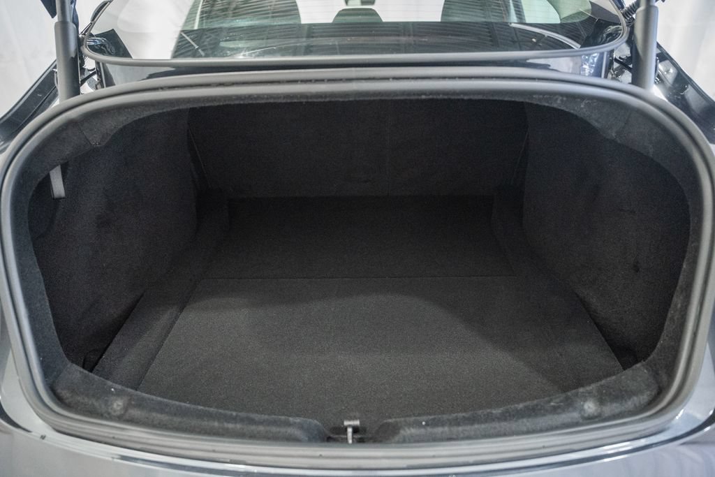 Used 2025 Tesla Model 3 RWD image 8