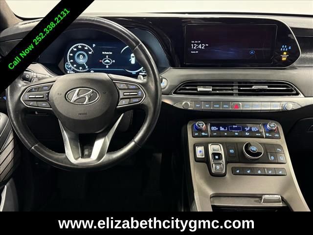 Used 2022 Hyundai Palisade Calligraphy w/ Winter Package image 12