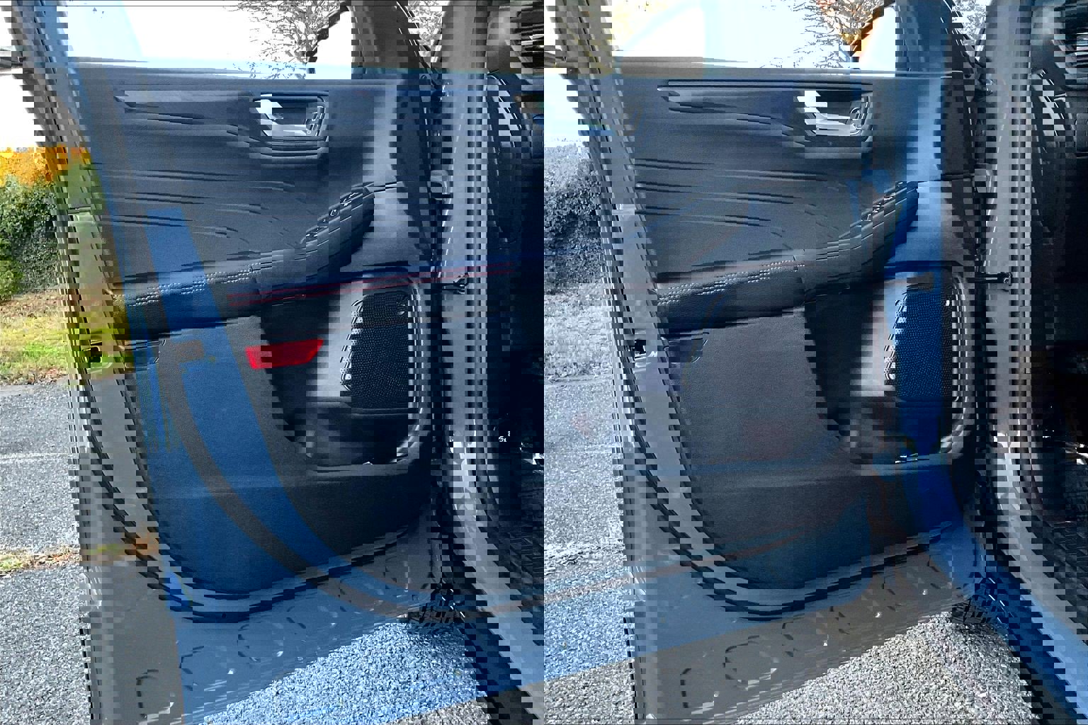 Used 2025 Ford Escape ST-Line w/ Cold Weather Package image 21