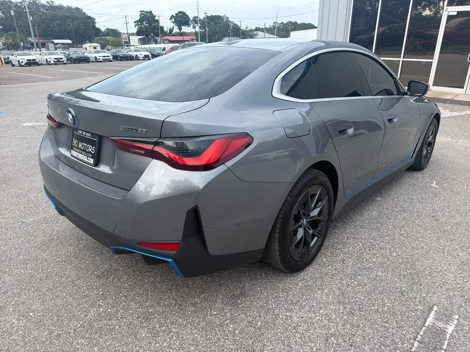 Used 2023 BMW i4 eDrive35 w/ Parking Assistance Package RWD image 19