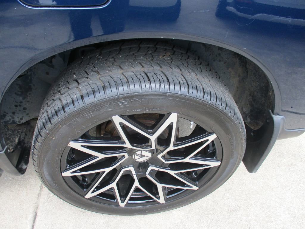 Used 2006 Nissan Armada SE image 23