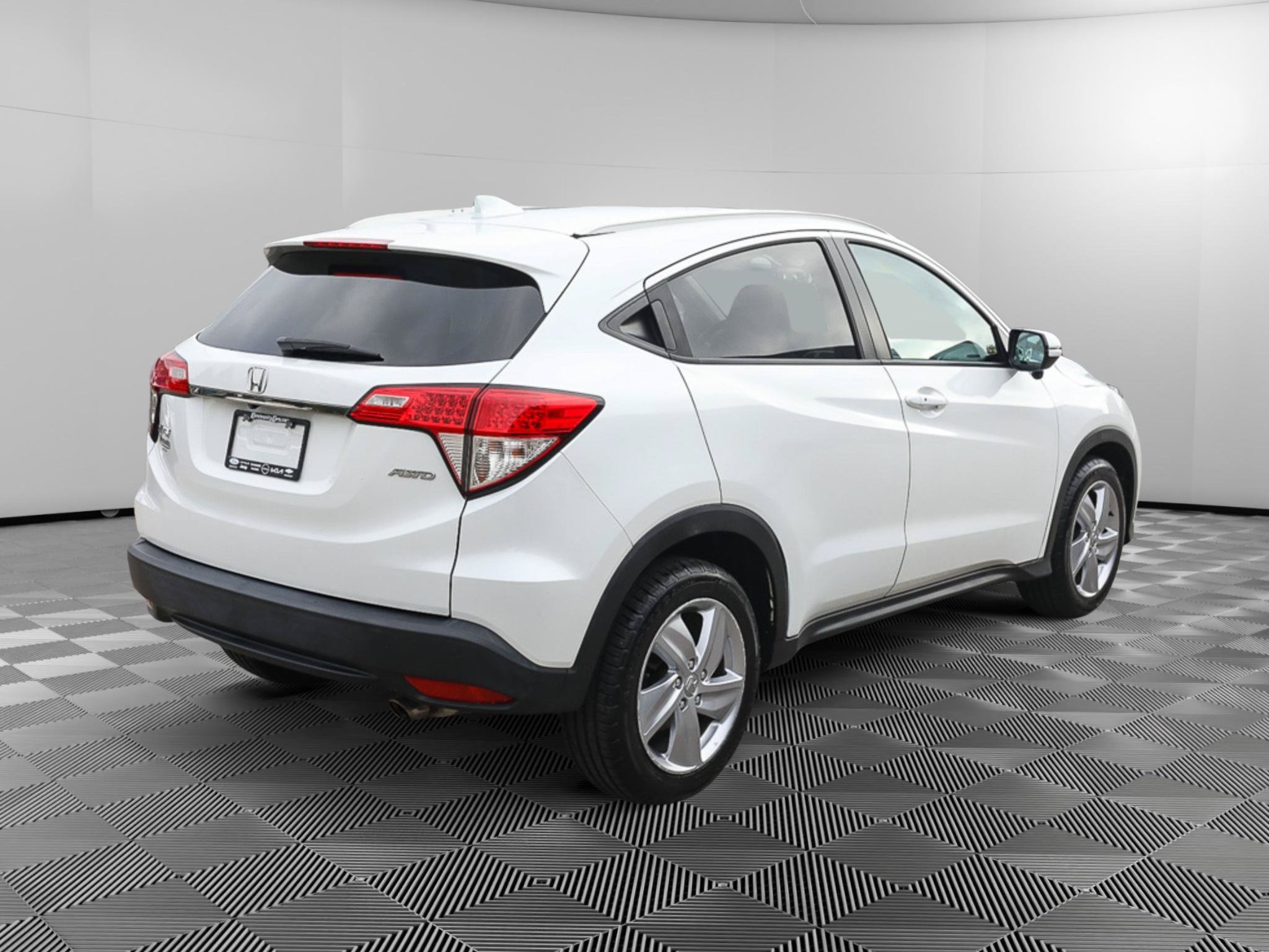 Used 2019 Honda HR-V EX image 7