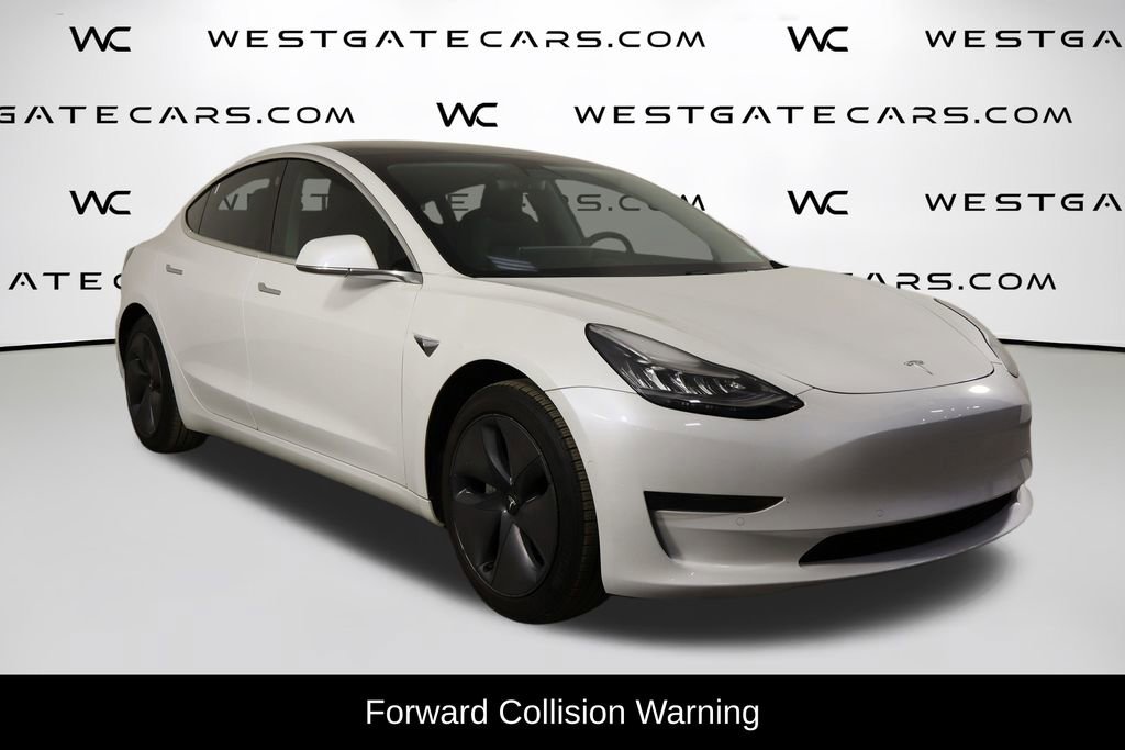 Used 2020 Tesla Model 3 Standard Range image 4