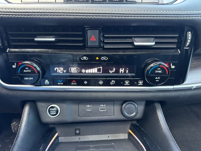Used 2021 Nissan Rogue Platinum image 24