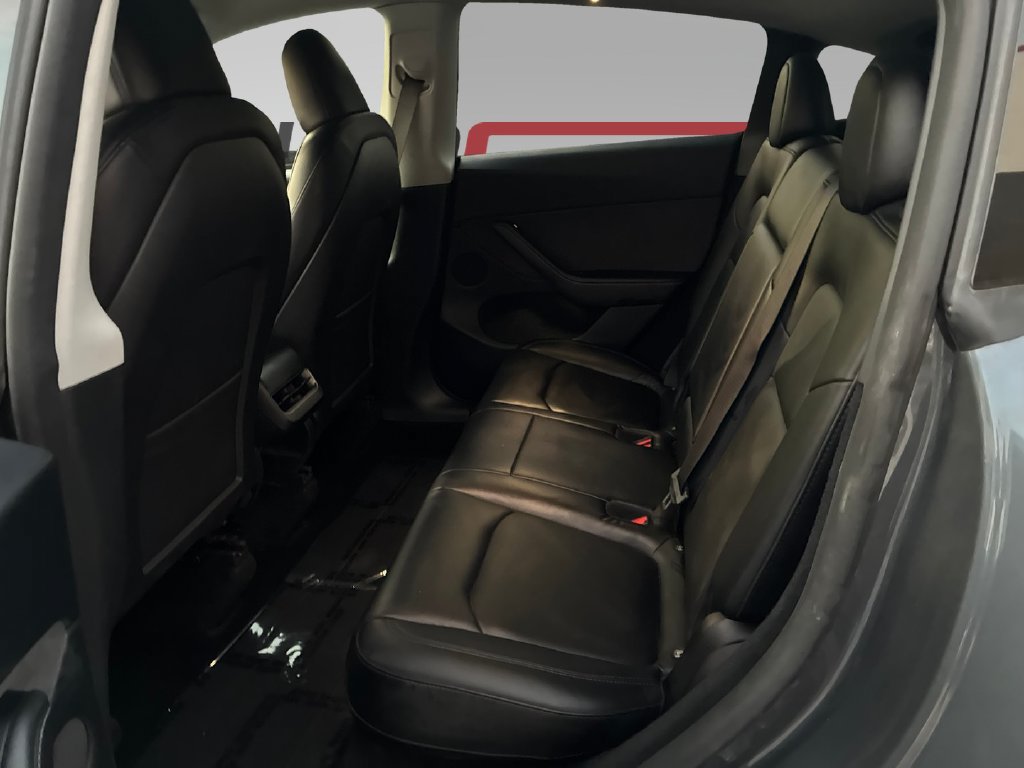 Used 2023 Tesla Model Y Long Range AWD/4WD image 16