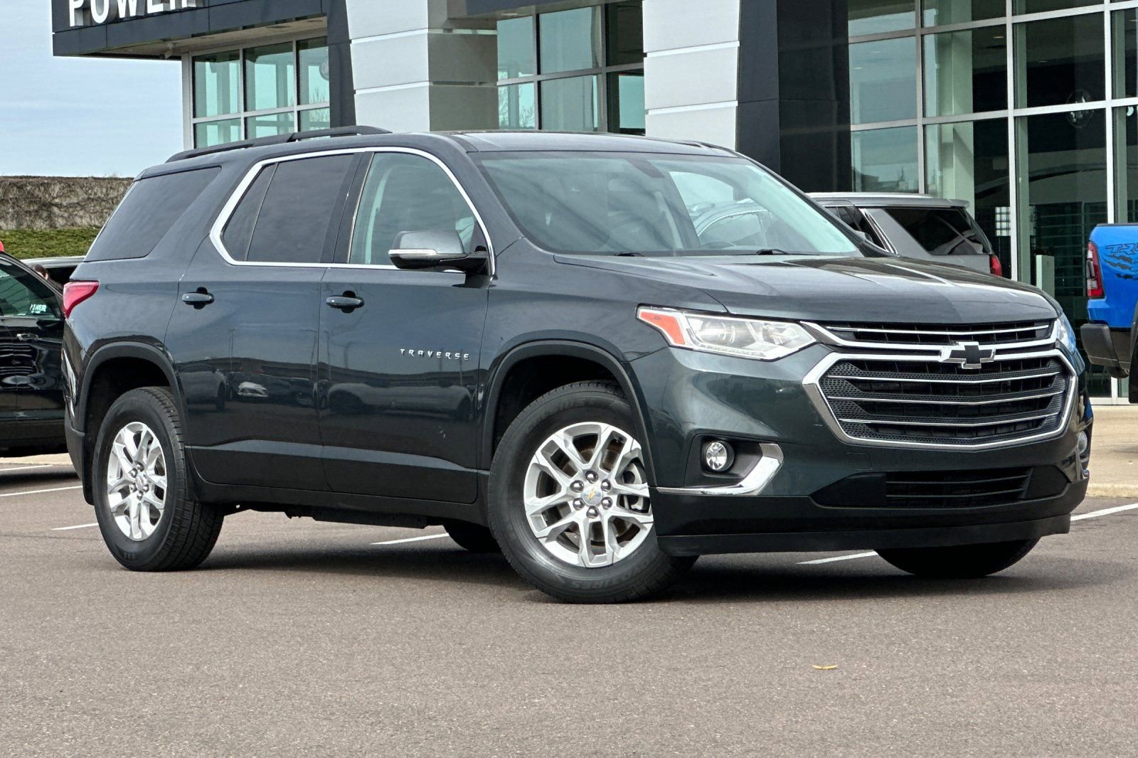 Used 2019 Chevrolet Traverse LT w/ LPO, Floor Liner Package image 2