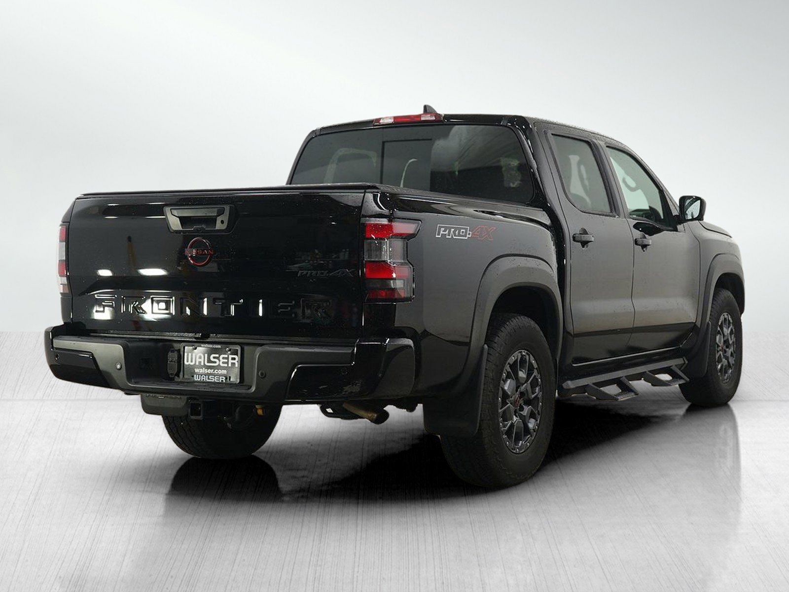 Used 2024 Nissan Frontier PRO-4X w/ Pro Premium Package AWD/4WD image 5