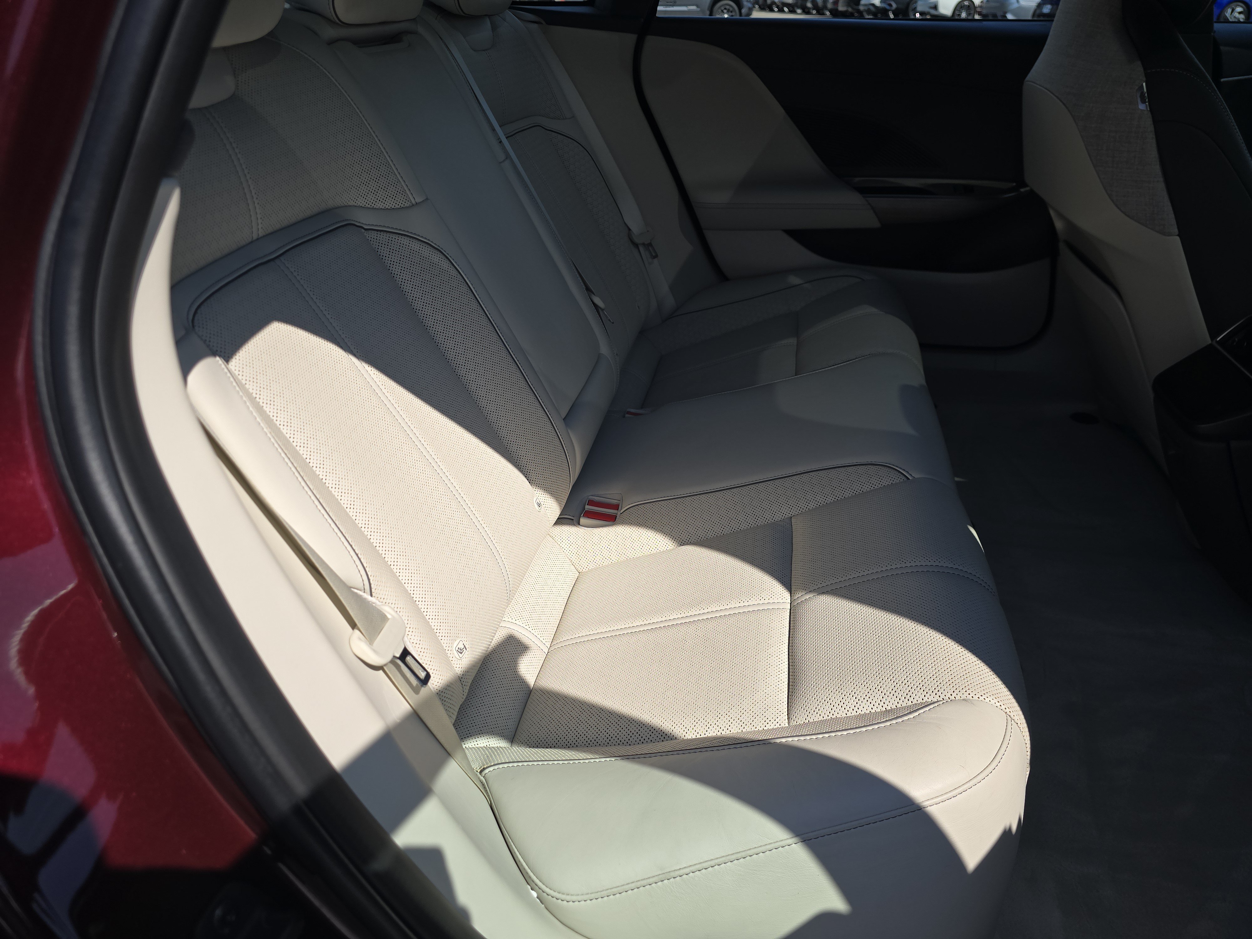Used 2022 Lucid Air Dream Edition AWD/4WD image 19