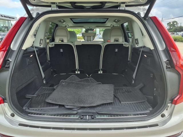 Used 2023 Volvo XC90 B6 Plus w/ Protection Package Premier image 11