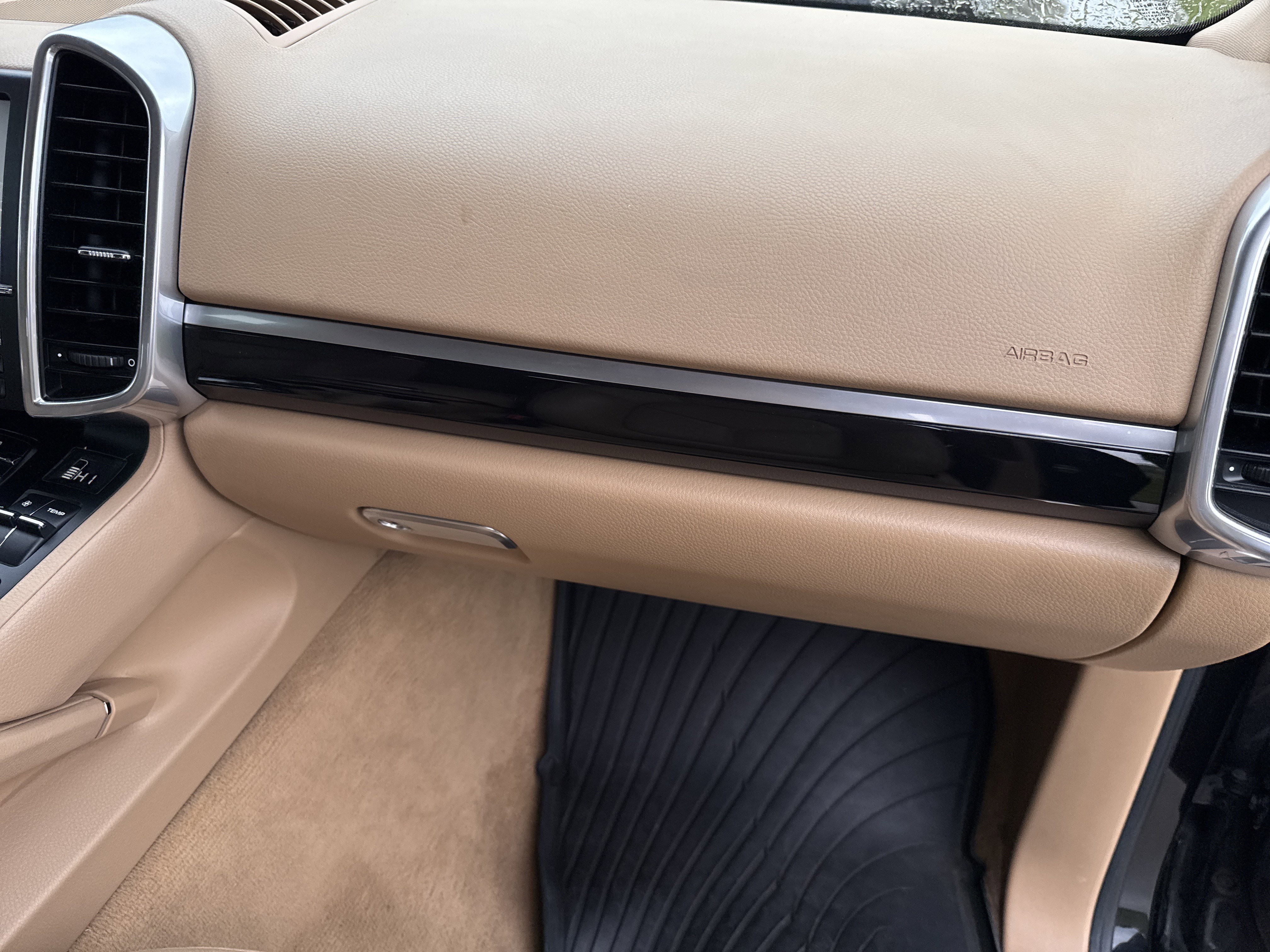 Used 2011 Porsche Cayenne S AWD/4WD image 20
