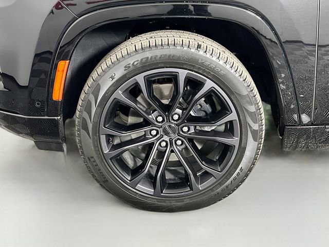 Used 2024 Jeep Grand Wagoneer Series II w/ Quick Order Packagew 28T image 29