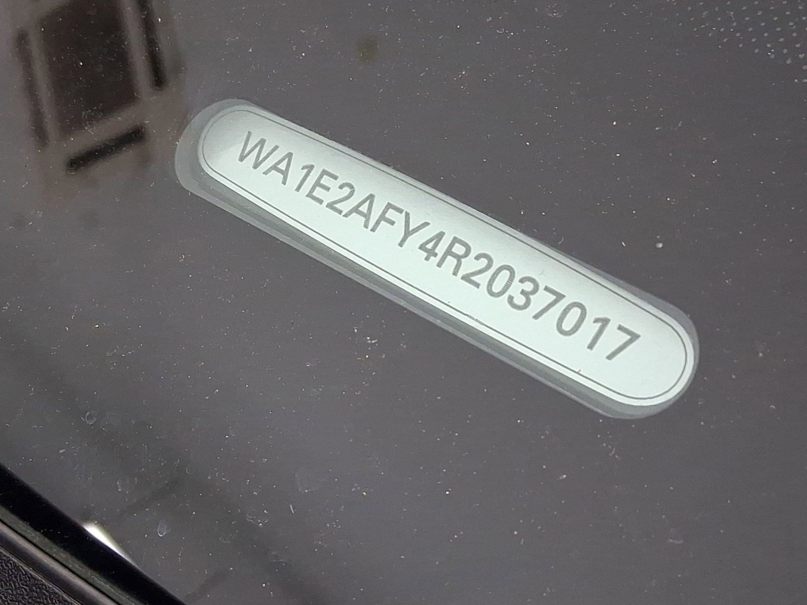 Used 2024 Audi Q5 e Premium Plus w/ Premium Plus Package image 18