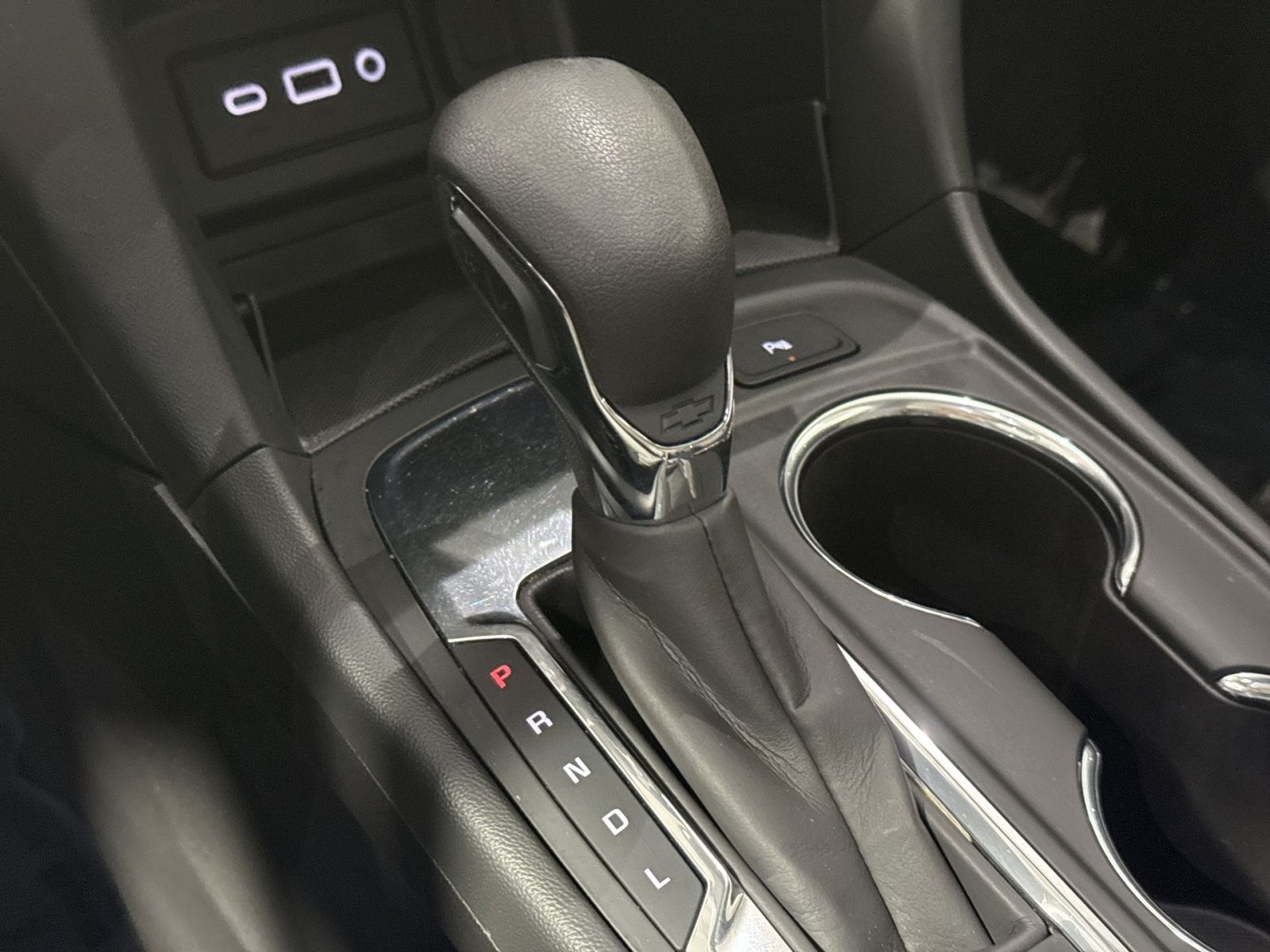 Used 2022 Chevrolet Equinox LT FWD image 23