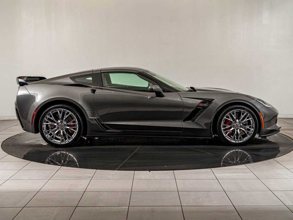 Used 2015 Chevrolet Corvette Z06 image 10