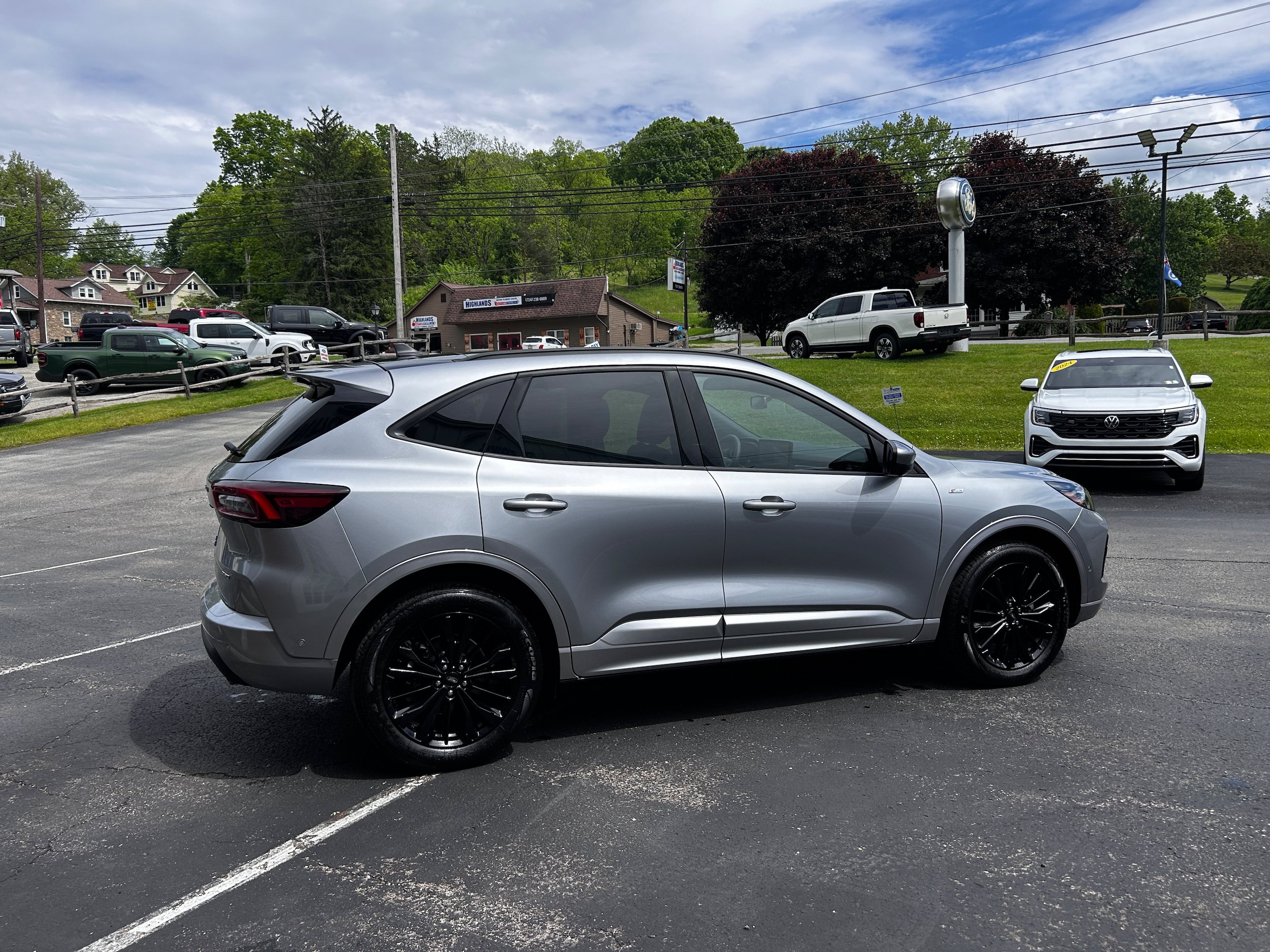 Used 2023 Ford Escape ST-Line Elite w/ Premium Technology Package AWD/4WD image 15