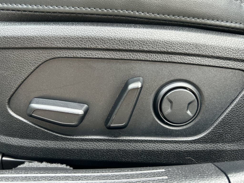 Used 2022 Kia K5 GT-Line w/ GT-Line Awd Premium Package image 15