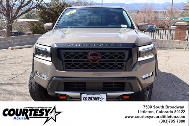 Used 2024 Nissan Frontier PRO-4X w/ Technology Package image 2