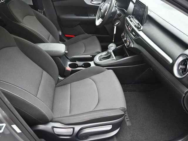 Used 2024 Kia Forte LXS image 35