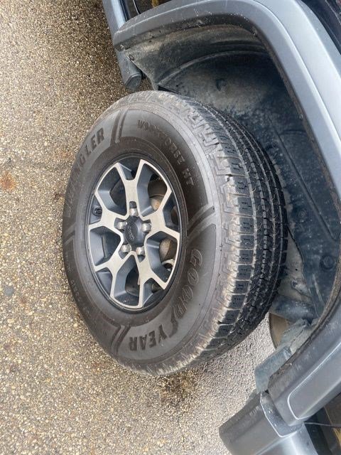 Used 2021 Jeep Wrangler Unlimited Rubicon w/ Cold Weather Group image 5