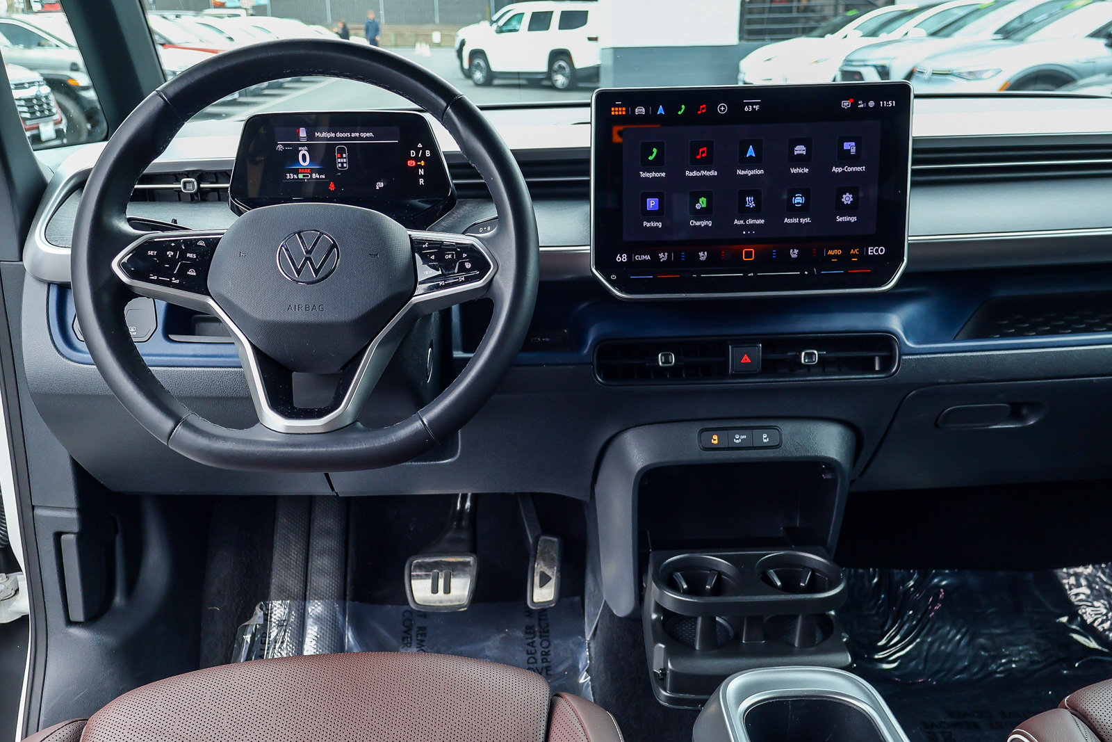 Used 2025 Volkswagen ID. Buzz Pro S RWD image 3