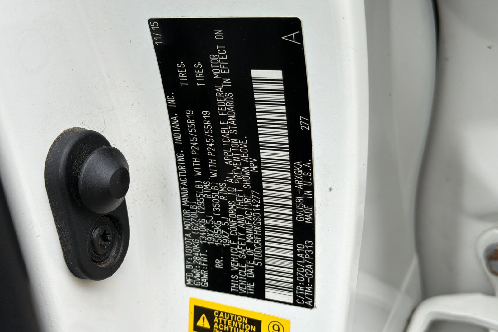 Used 2016 Toyota Highlander Limited image 26