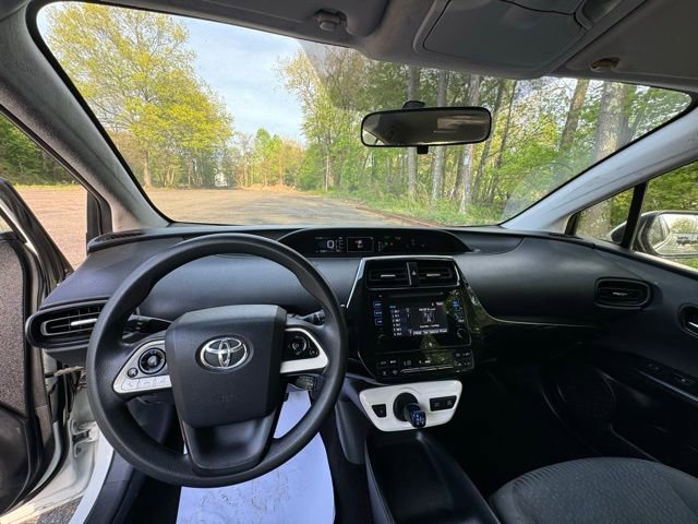 Used 2016 Toyota Prius Two FWD image 8
