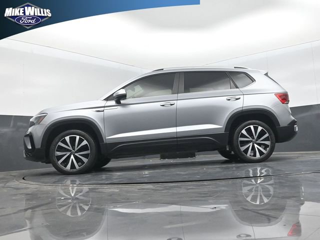 Used 2022 Volkswagen Taos SE image 20