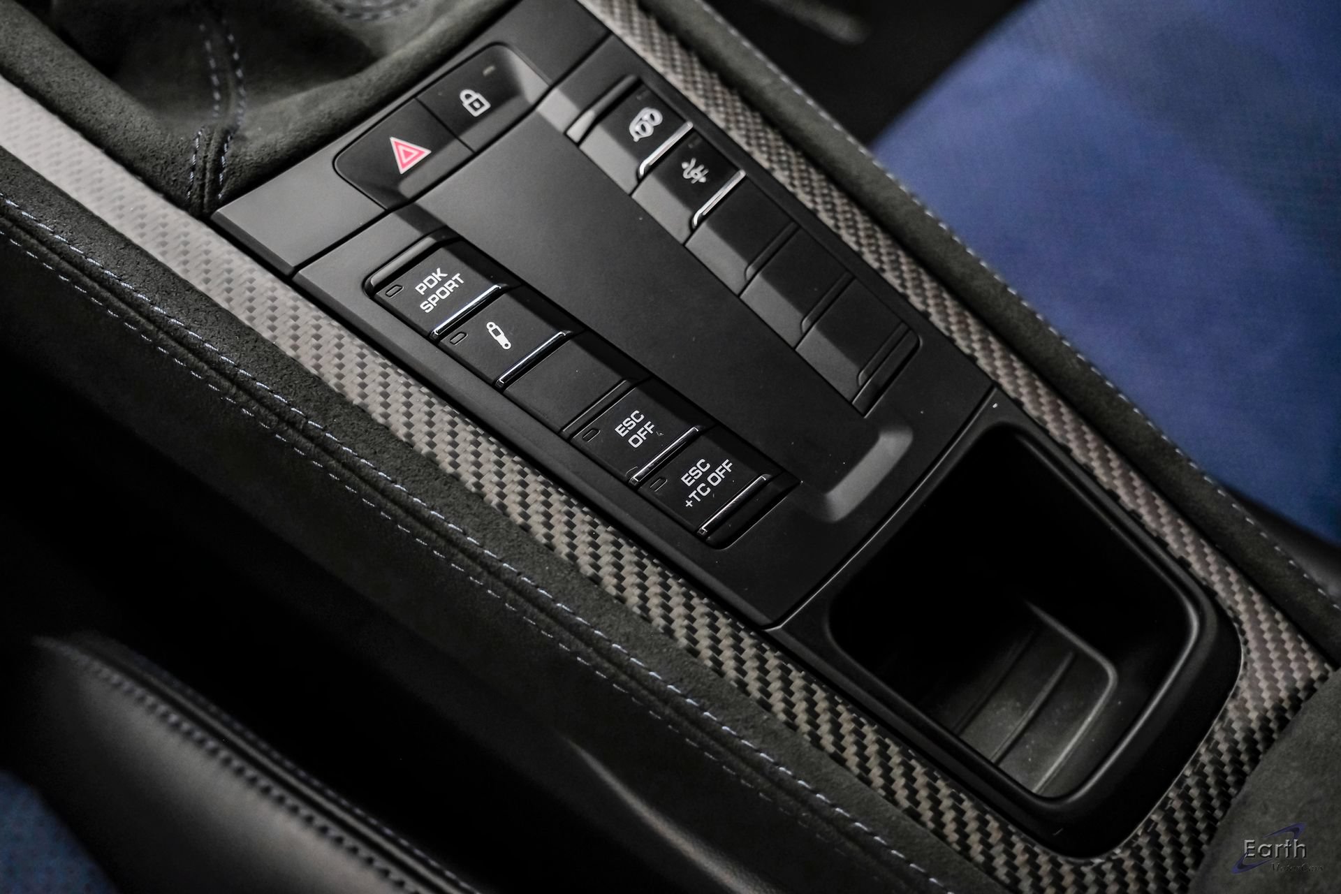 Used 2025 Porsche 718 Cayman GT4 RS RWD image 71