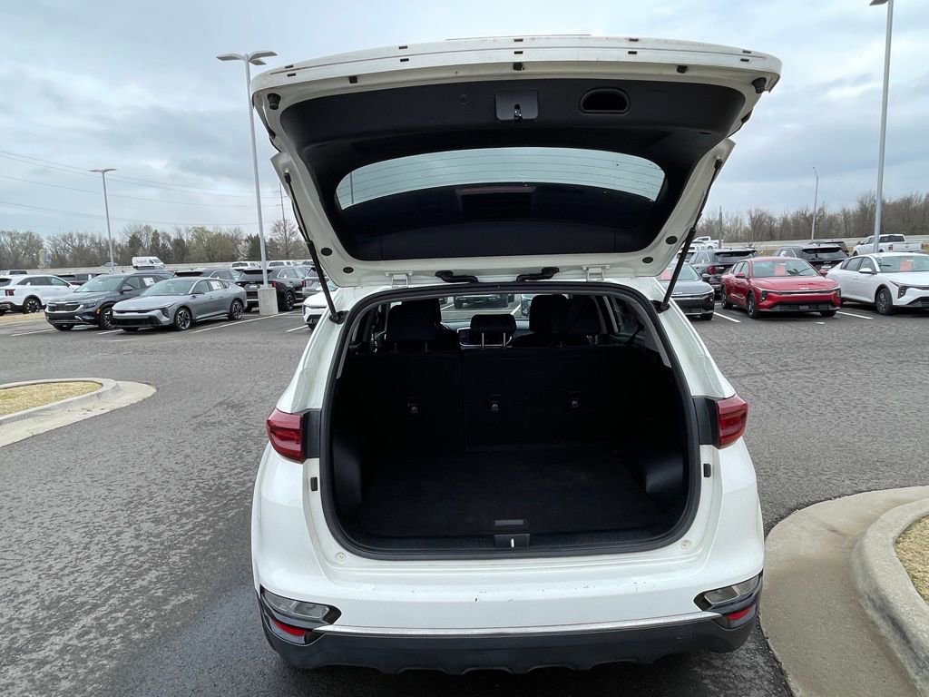Used 2020 Kia Sportage LX image 10