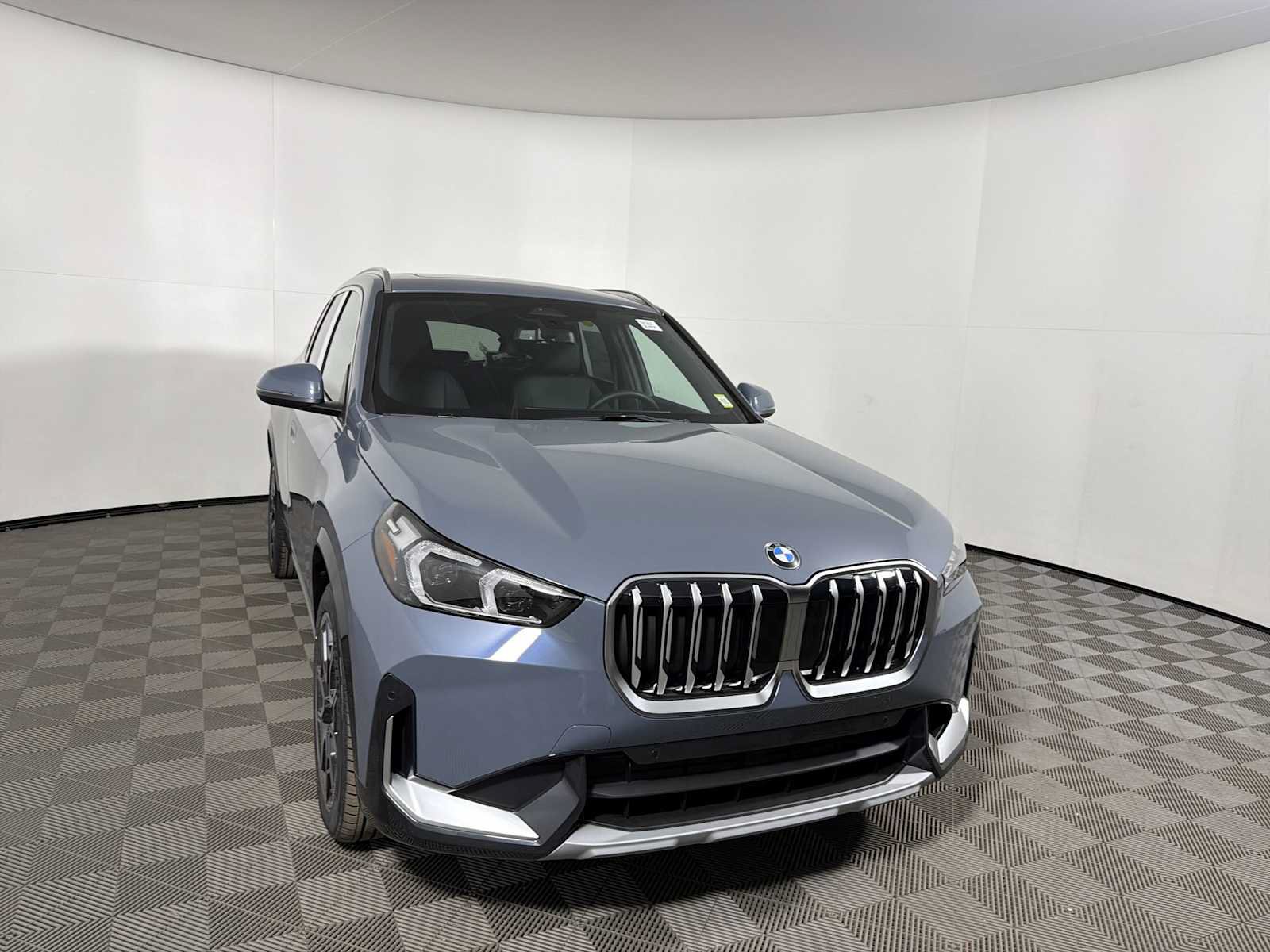 New 2026 BMW X1 xDrive28i w/ Convenience Package AWD/4WD image 6