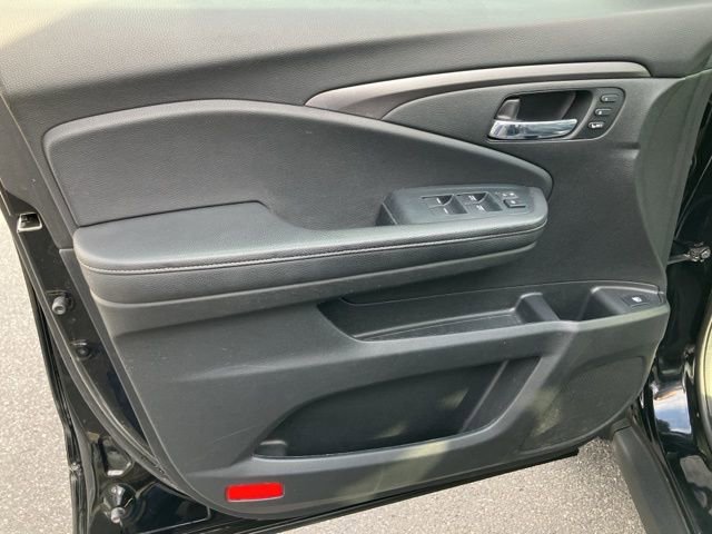 Certified 2023 Honda Ridgeline RTL image 12