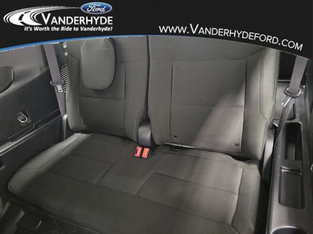 Used 2022 Ford Explorer XLT image 12