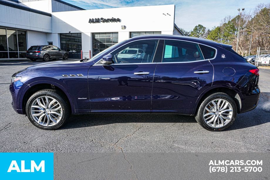 Used 2018 Maserati Levante GranLusso image 7