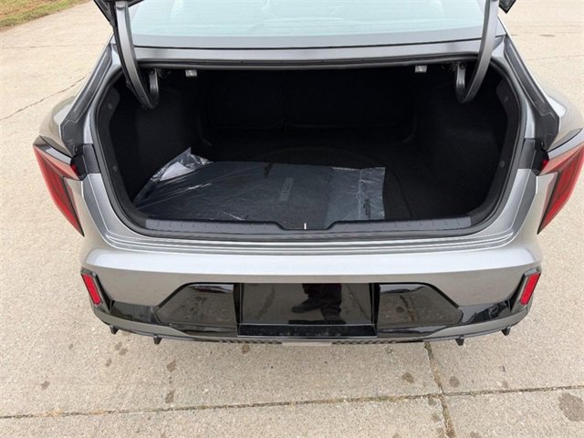 Used 2025 Kia K4 GT-Line w/ GT-Line Sunroof Package image 5