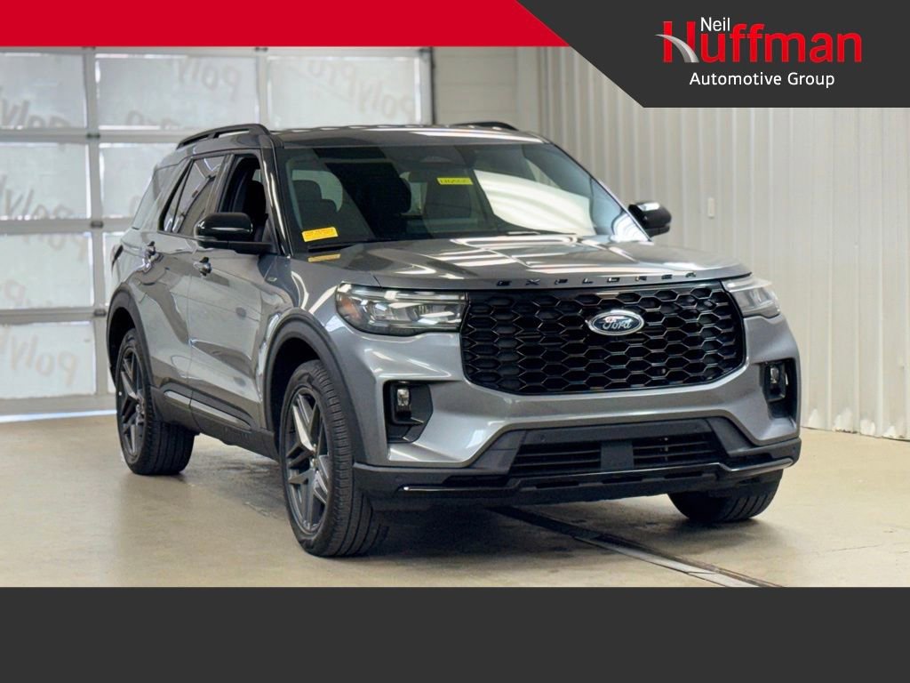 Used 2025 Ford Explorer ST-Line w/ ST-Line Street Pack AWD/4WD image 1