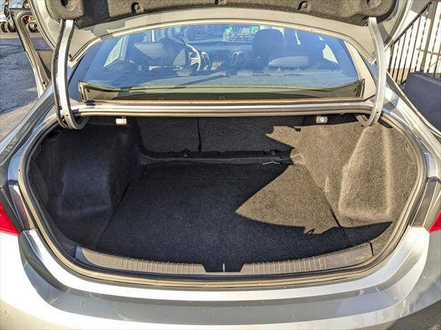 Used 2024 Chevrolet Malibu LT image 14