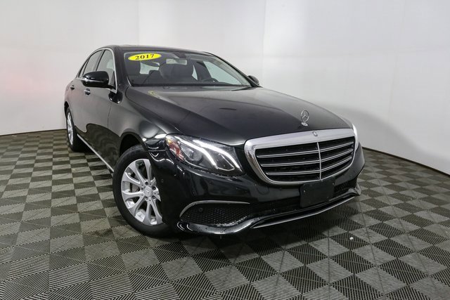 Used 2017 Mercedes-Benz E 300 4MATIC image 3