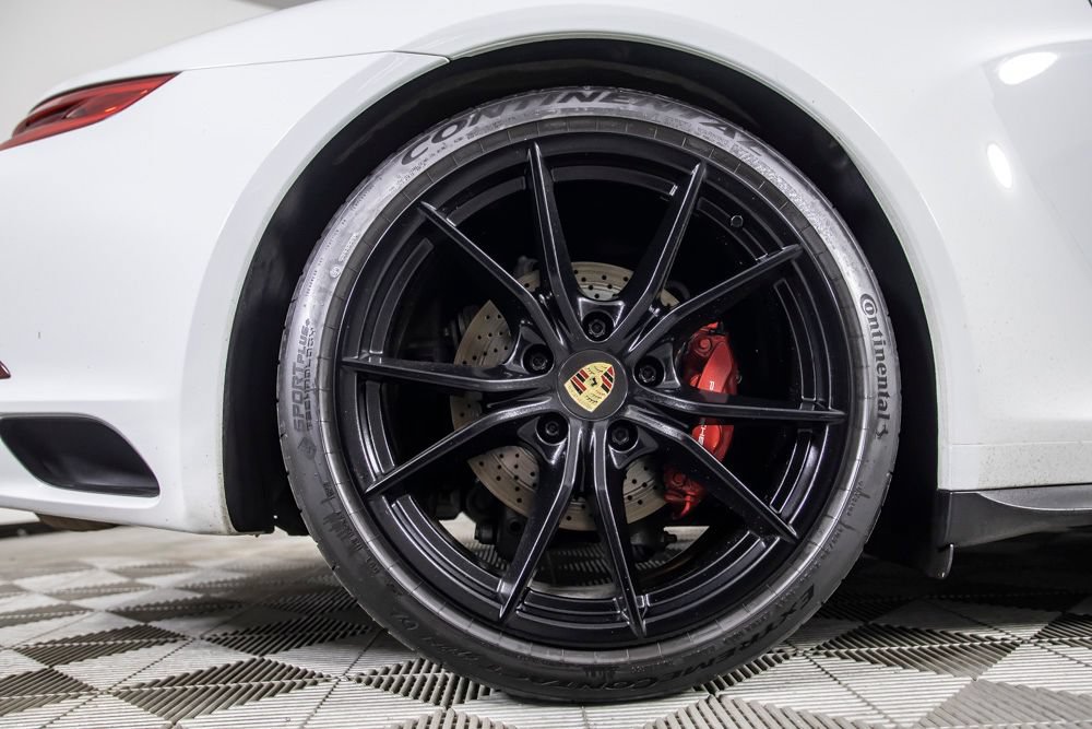 Used 2018 Porsche 911 Carrera 4S AWD/4WD image 37