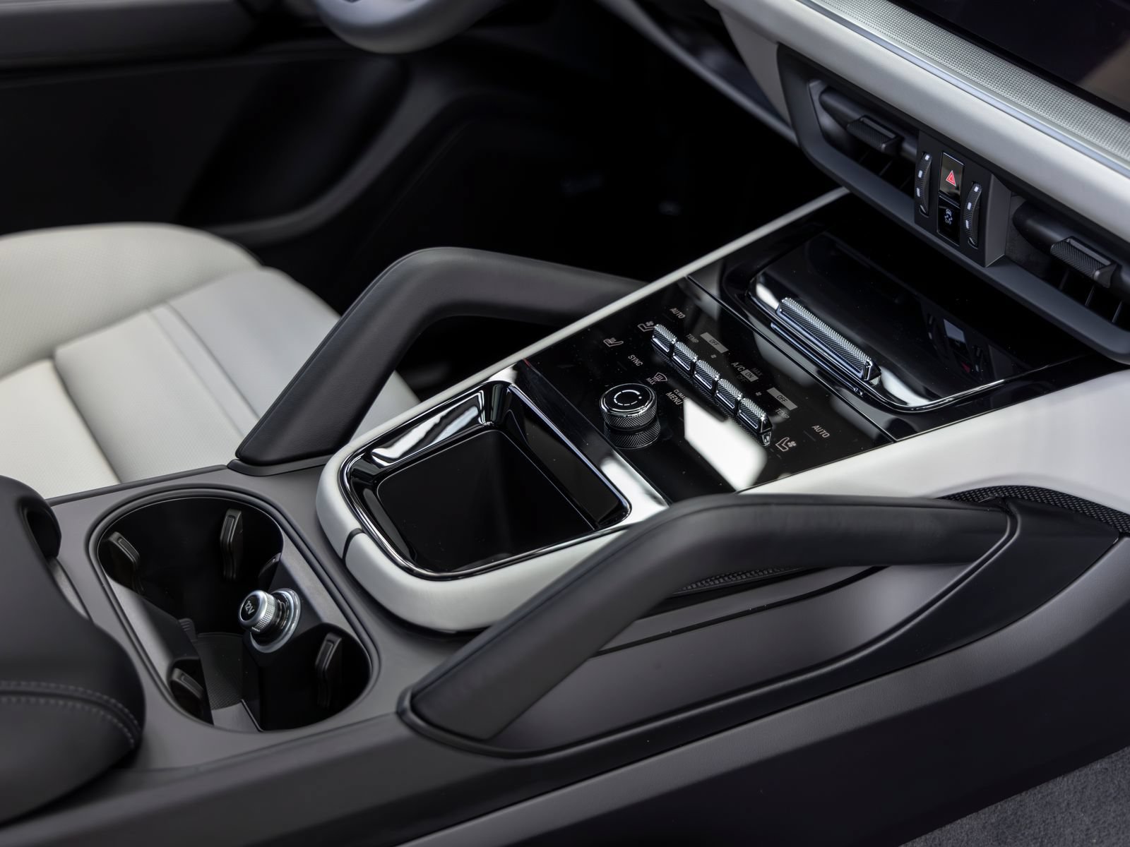 New 2026 Porsche Cayenne AWD/4WD image 53